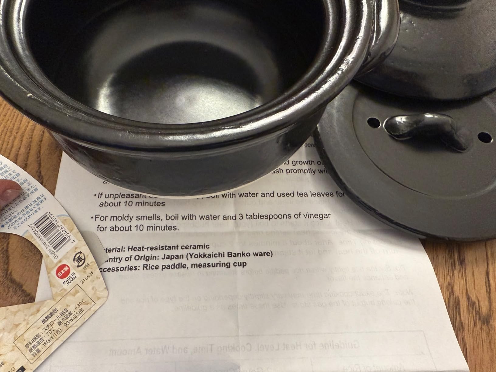 Banko-Yaki Fluffy Rice Pot, Earthenware Rice Cooker with inner lid Measuring Cup and Paddle, Traditional Japanese Donabe for Evenly Cooked Rice, Mixed Rice, and Porridge (3-Gou/Serves 3 to 5 people) customer photo 1