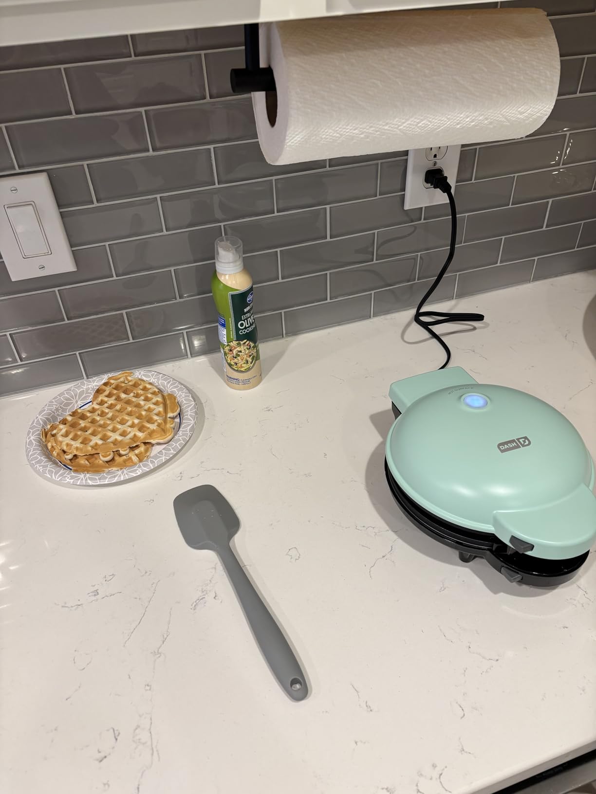 MultiMaker Treat Maker System - Make Mini Donuts, Cupcakes & Heart-Shaped Waffles - Interchangeable Plate Design - Dishwasher Safe Parts for Easy Cleanup - Aqua customer photo 1