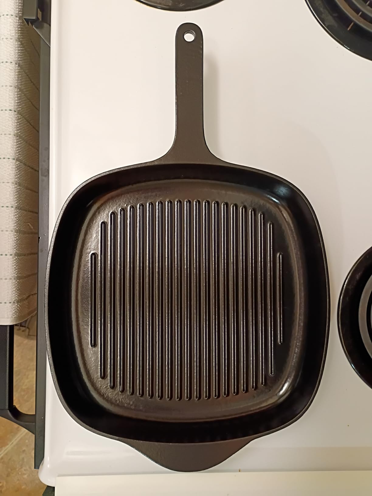Caraway Enameled Cast Iron 10.5