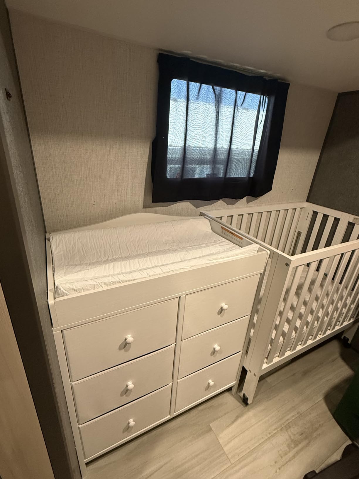 BOLUO White Changing Table Dresser with 6 Drawers Baby Dresser with Changing Table Top Diaper Changing Station with Storage for Nursery Modern customer photo 2