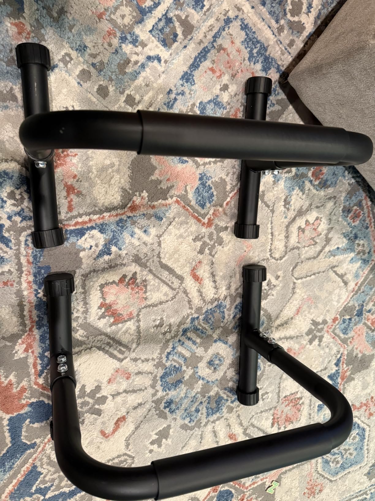TABEKE Push Up Bar, 14'' High Steel Parallettes & Dip Bar with Full Coverage Foam Handle, Heavy-Duty Calisthenics Parallel Bars for L-Sit, Dips, Home Gym Strength Training Workout customer photo 1