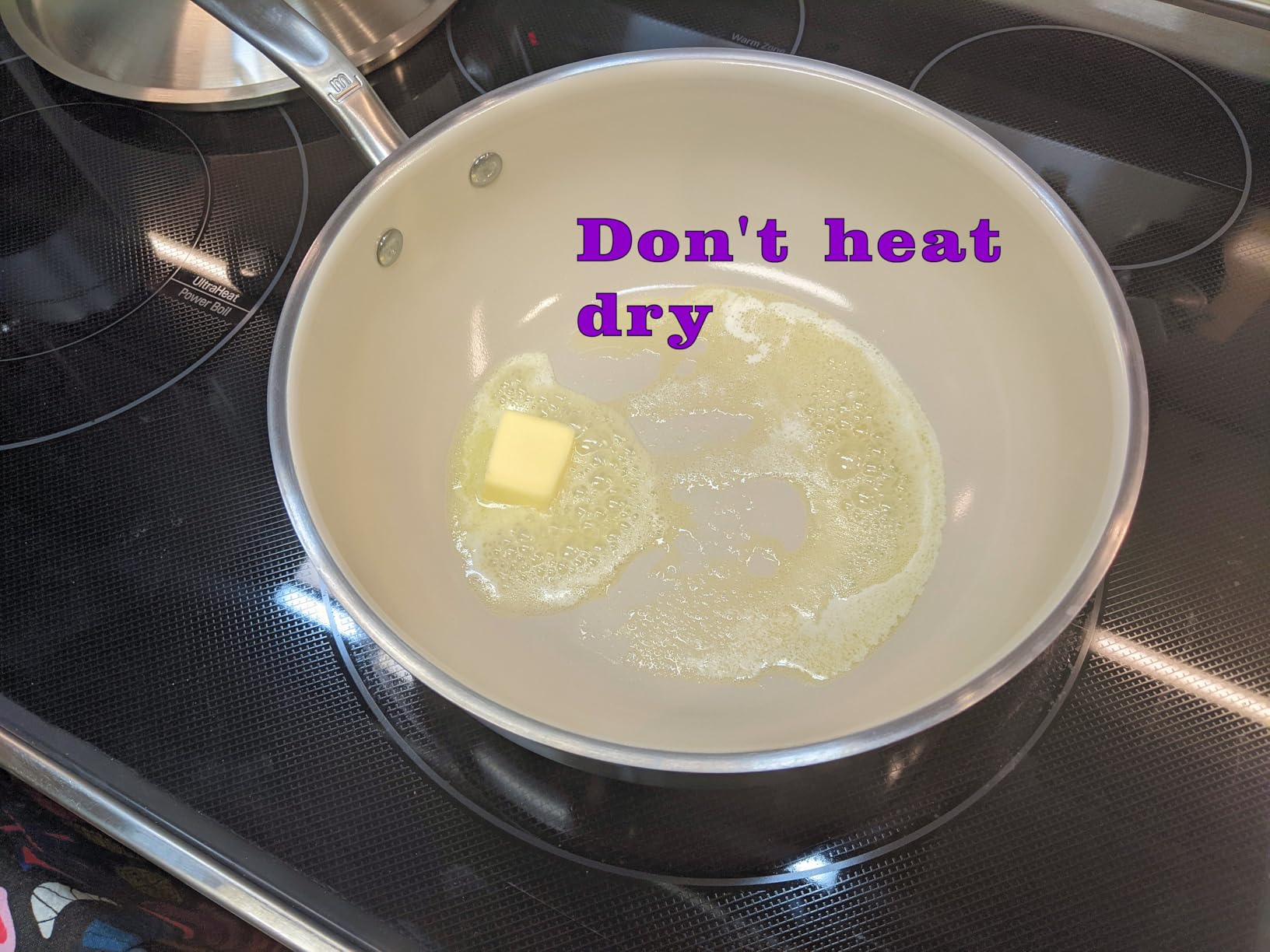 Made In Cookware - 3 QT CeramiClad Non Stick Saucier with Lid (Stainless Handle) - 5-Ply Stainless Clad with Stay-Cool Handle - Professional Cookware - Crafted in Italy - Induction Compatible customer photo 1