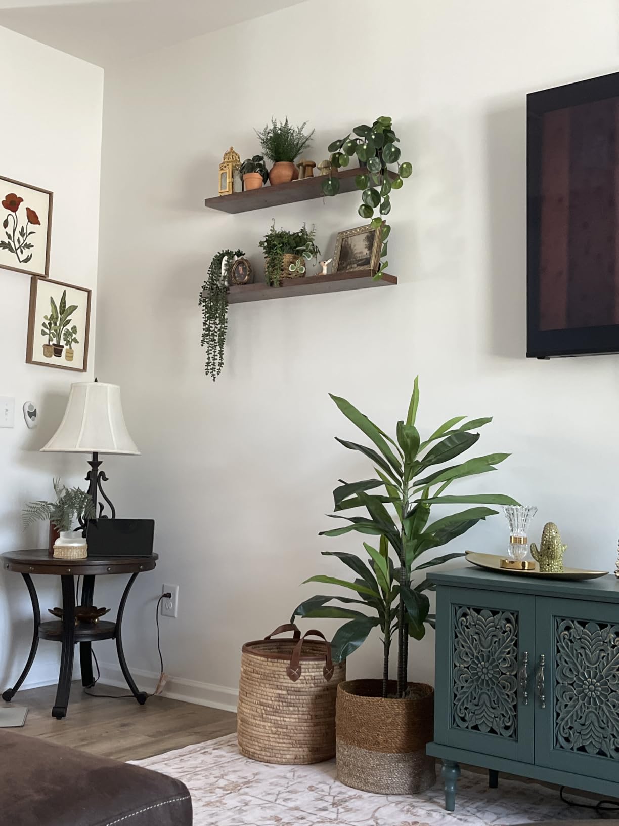 Floating Shelves for Wall, 40 Inch Floating Shelves for Home Decor, Wall Mounted Rustic Wood Shelves, Bathroom, Hanging Deep Shelf for Bedroom, Living Room, Kitchen (Rustic Brown, Set of 2) customer photo 1