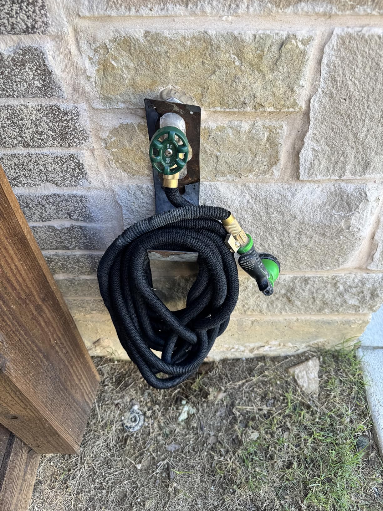 Flexi Hose Expandable Garden Hose with 8 Function Nozzle, 100FT - Lightweight Expandable Garden Hose, No-Kink Flexibility, 3/4 Inch Solid Brass Fittings and Double Latex Core customer photo 1