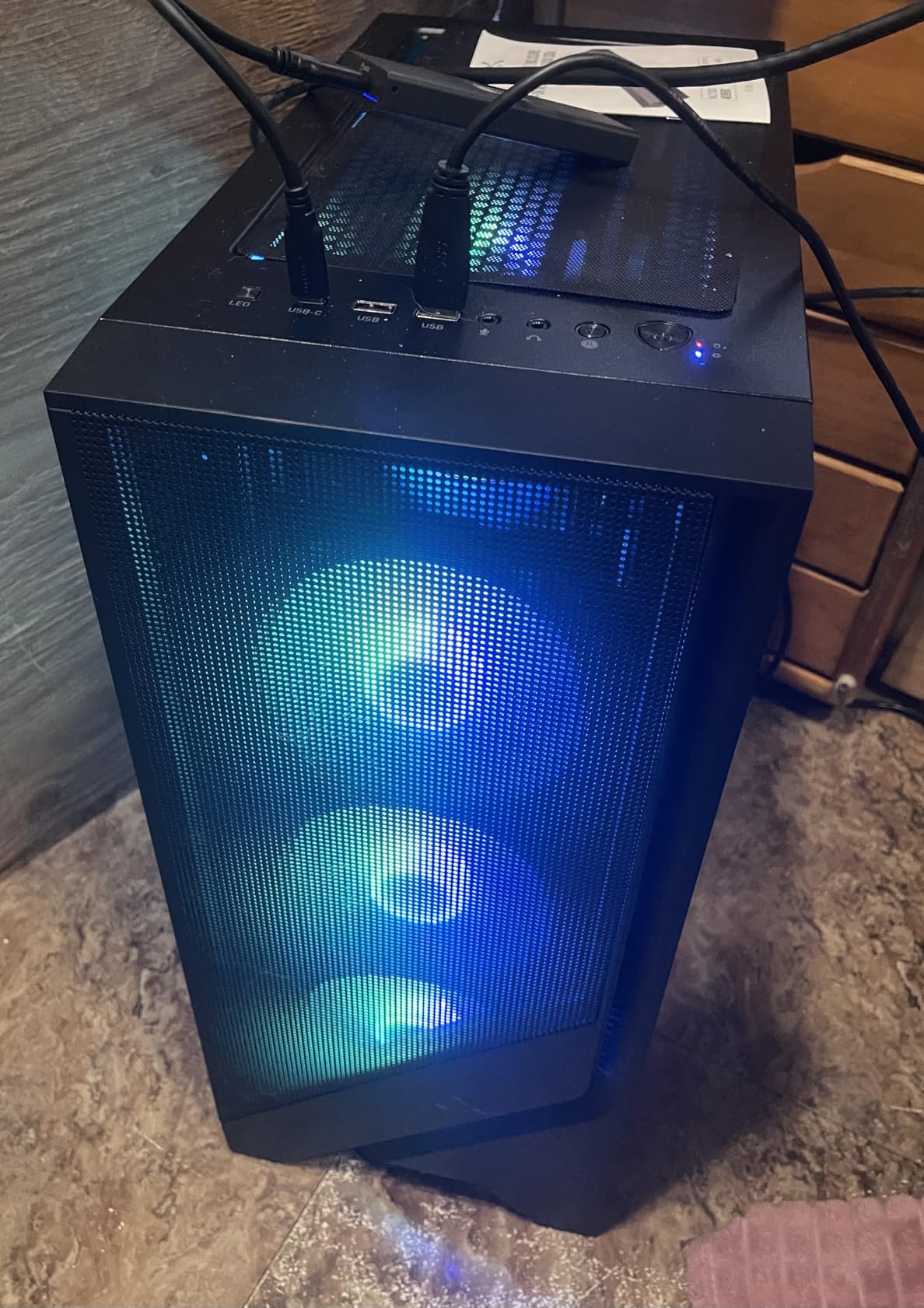 MSI Codex Z2 Gaming Desktop: AMD R7-8700F, GeForce RTX 5070, 32GB DDR5, 2TB m.2 NVMe SSD, USB Type-C, VR-Ready, Windows 11 Home customer photo 2