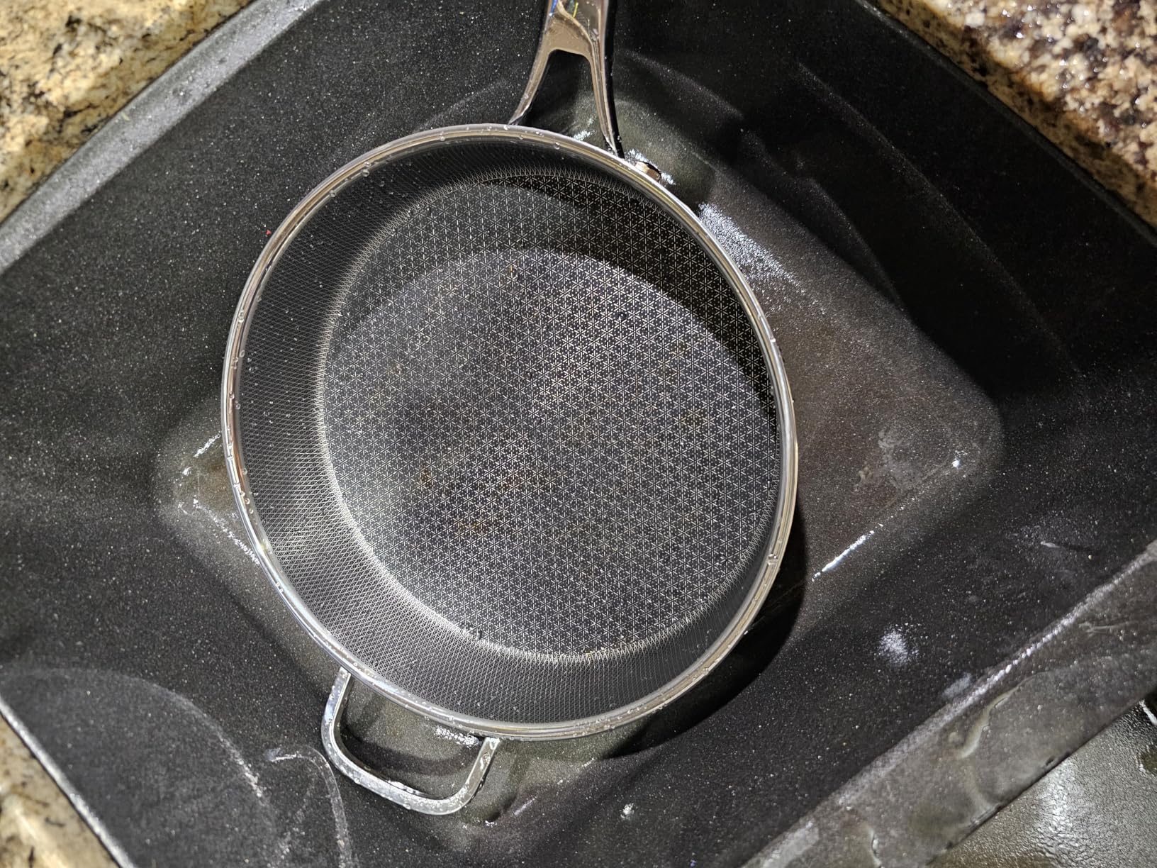 Saute Pan, Hybrid Non Stick 6.5 Quart Everyday Braiser pan, Chicken Fryer, PFOA Free Cookware, 12.5 inch Deep Frying Pans with Lid, Dishwasher and Oven Safe, Works on Induction, Ceramic and Gas Cooktops customer photo 2
