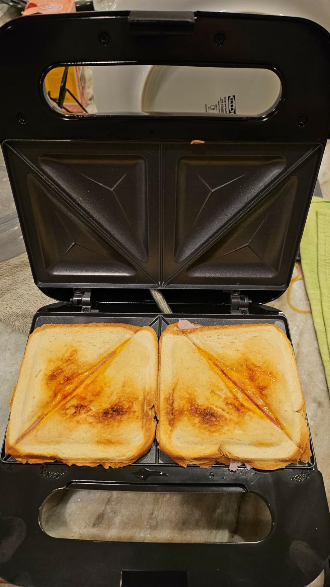 Elite Gourmet ESM2207XSS Sandwich Panini Maker Grilled Cheese, Machine Tuna Melt Omelets Non-stick Cooking Surface, 2 Slice, 750 Watts, Stainless Steel customer photo 2
