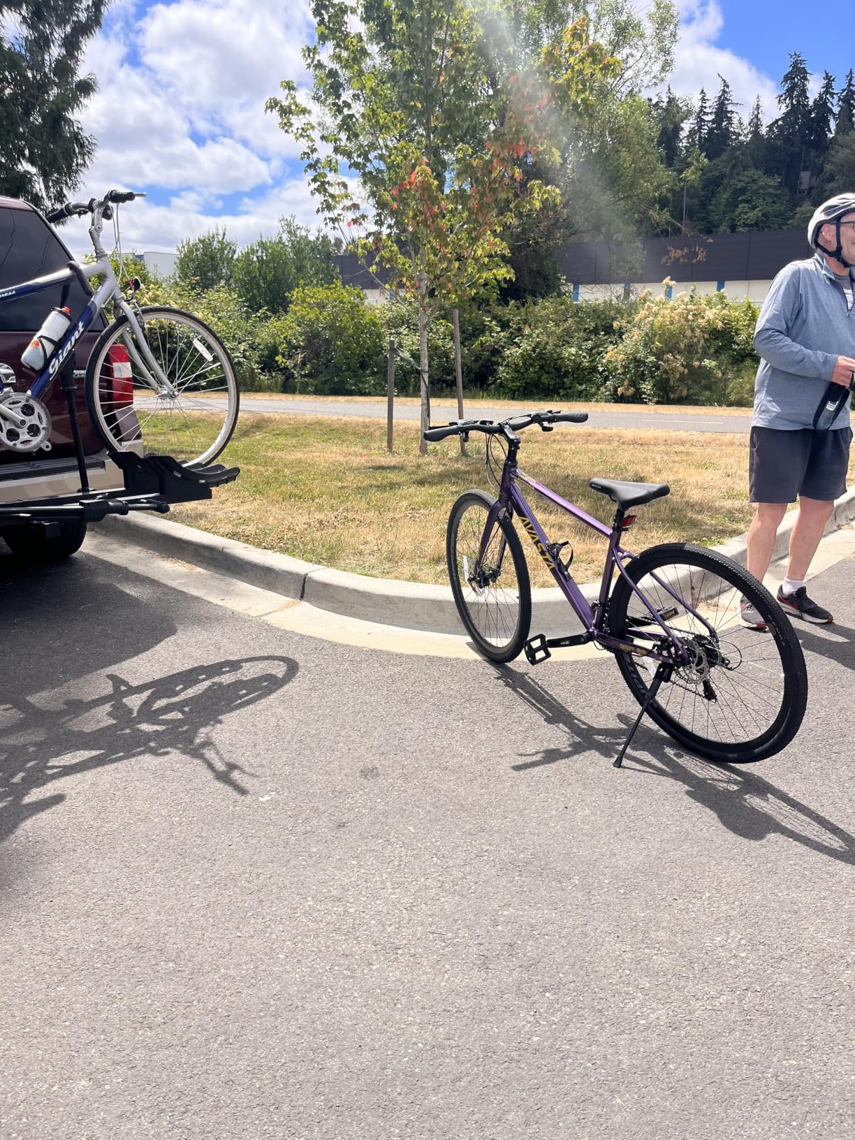 AVASTA Jupiter 700C Road Adult Step-Over Hybrid Cycling Bike Bicycle, Aluminum Frame, 21-Speed, Dual Disc Brakes customer photo 1