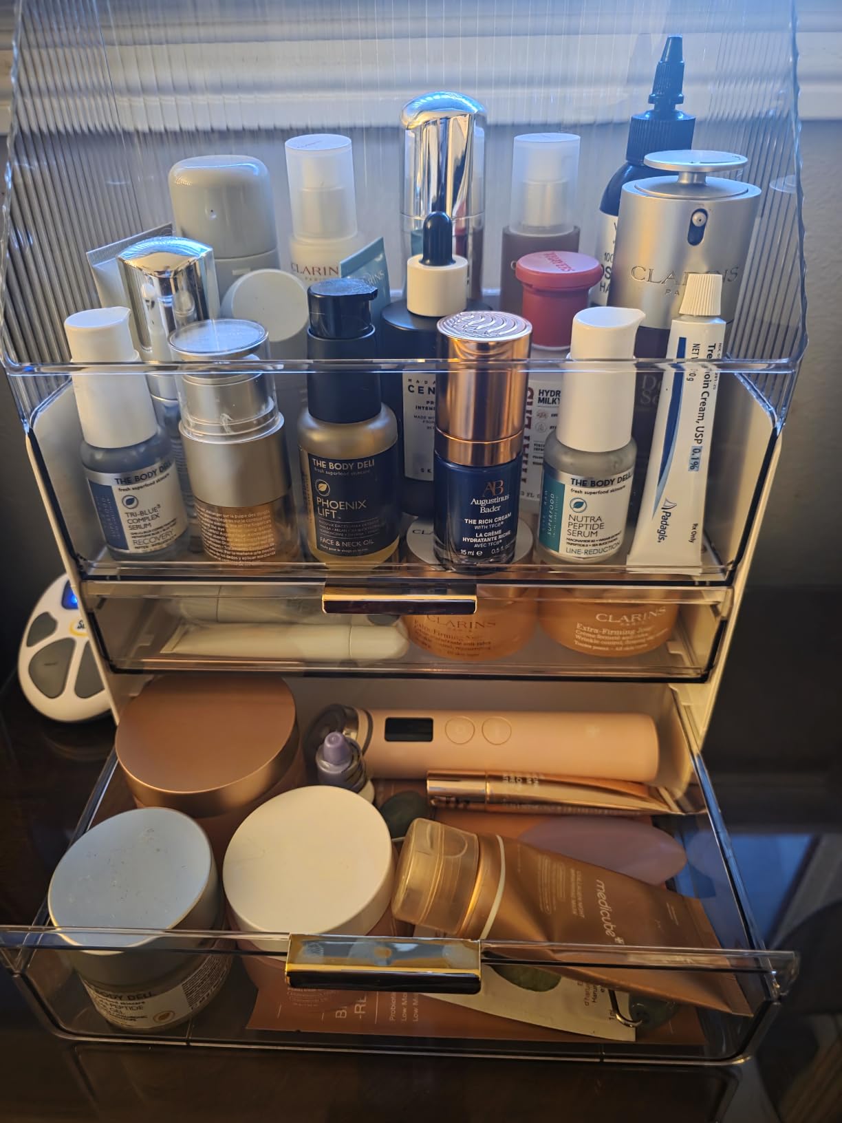 Omeily Large Makeup Organizer Countertop Vanity Organizer Cosmetic Organizer Makeup Storage Box Bathroom Counter Organizer Perfume Skincare Organizers Gift Women Girls Clear Design Easy Visibility customer photo 1