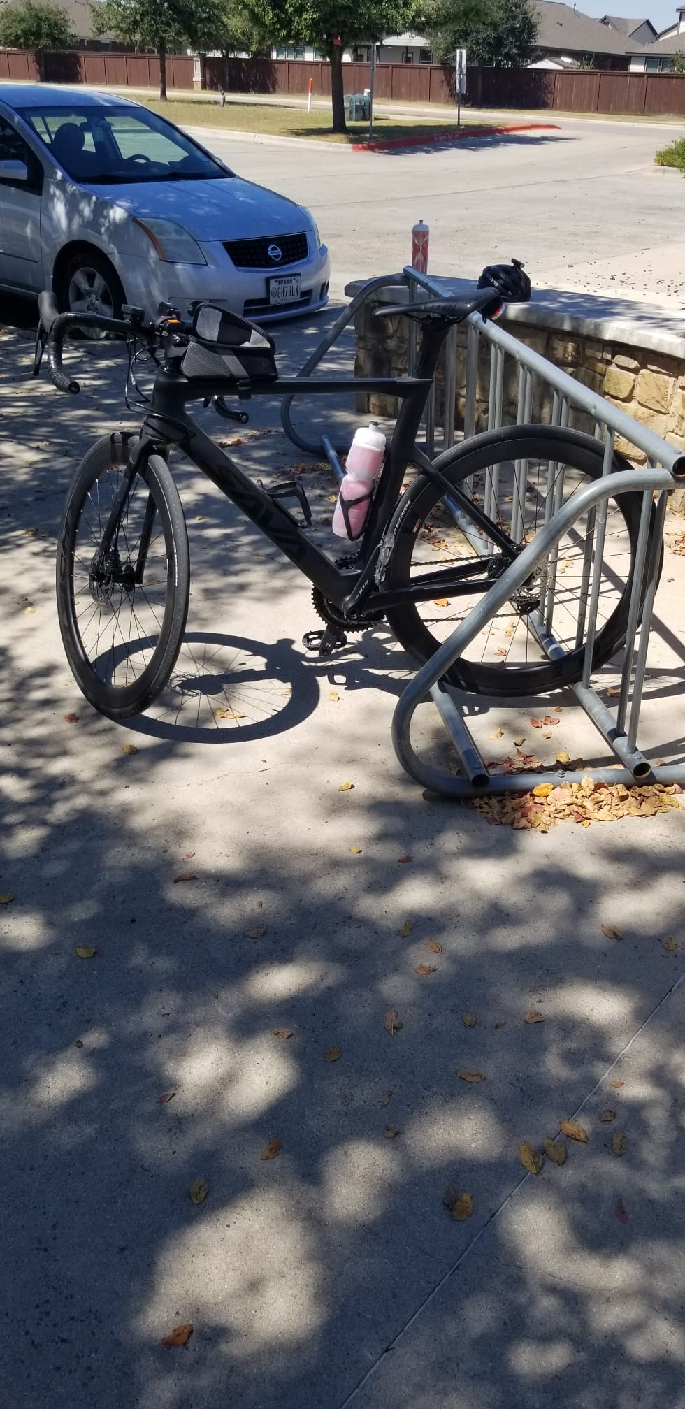 SAVADECK SLR7S Carbon Road Bike, T800 Carbon Fiber Frame Racing Bicycle with Shimano 105 R7120 24 Speed Groupset and Hydraulic Disc Brakes, Ultra-Light Carbon Bike customer photo 2