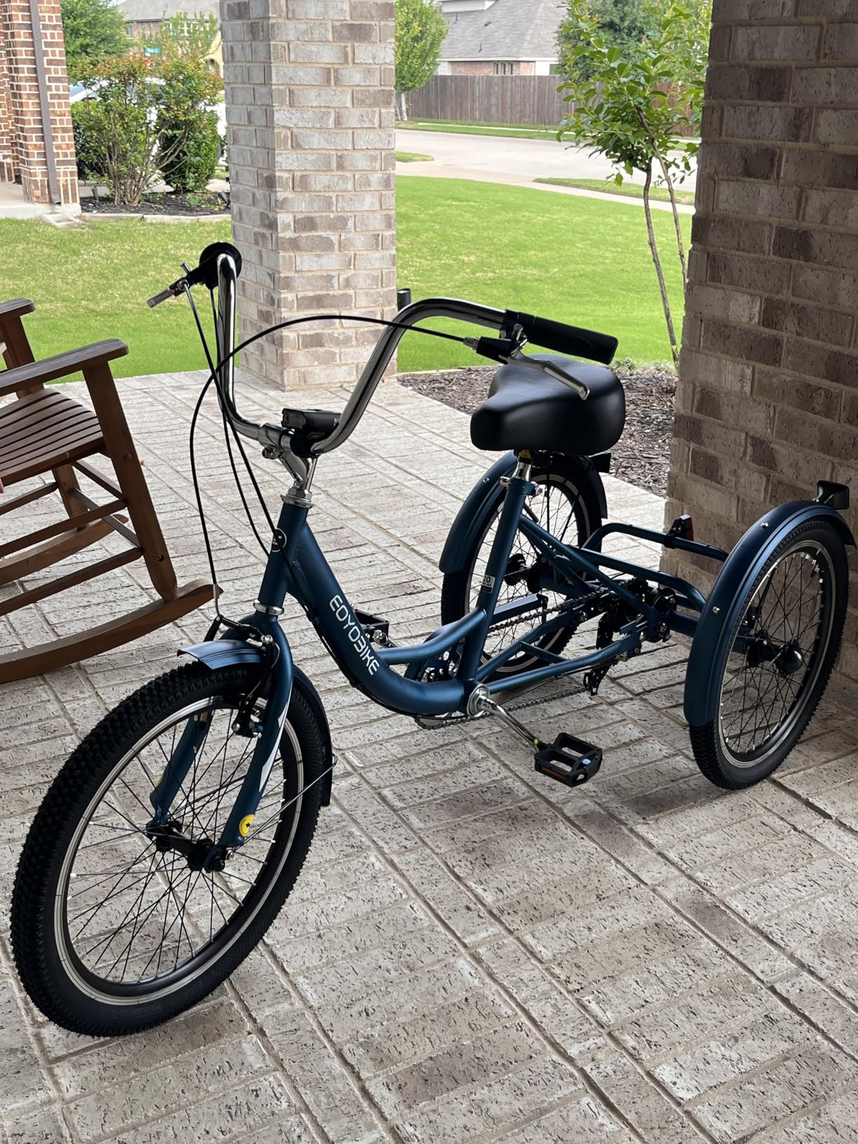 MOPHOTO 20/24/26 Inch Adult Tricycle, 3 Wheel Bike for Seniors, Beginners | 7 Speed, Low Step-Through, Large Rear Basket, 350 lbs Capacity, Wide Padded Saddle with Backrest, Front and Rear Reflectors customer photo 2