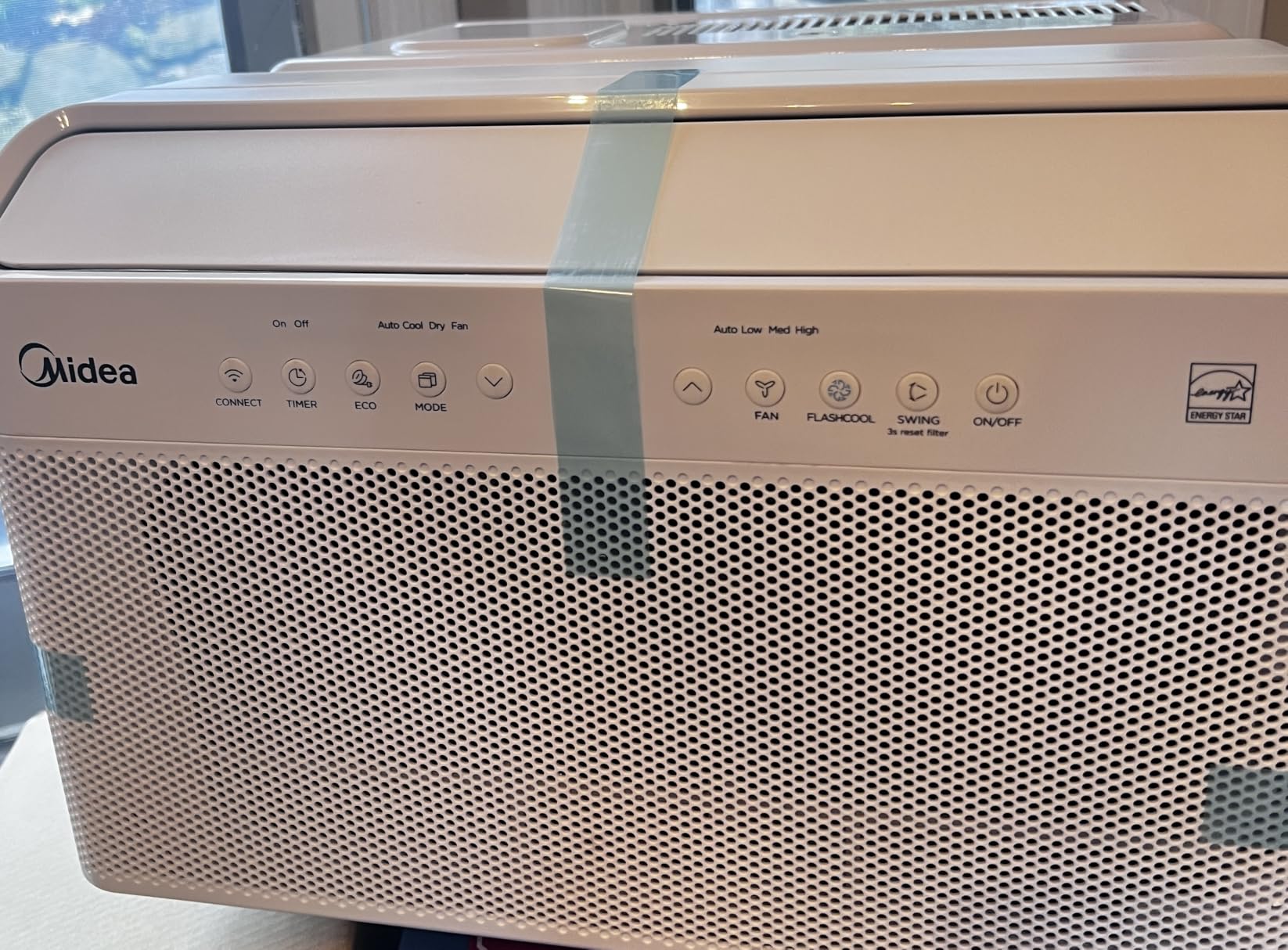 Midea 12,000 BTU U Shaped Smart Inverter Window Air Conditioner - Cools 550 Sq Ft, Ultra Quiet with Open Window Operation - Alexa/Google Assistant Compatible, 37% Energy Savings, Remote (2026 Edition) customer photo 2