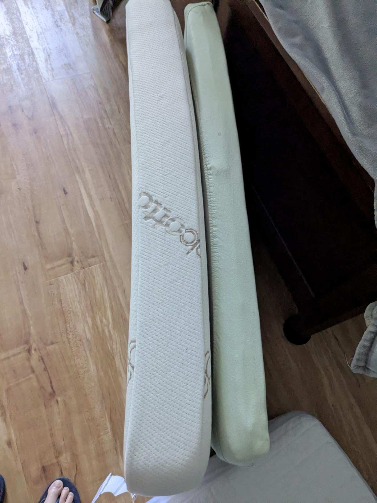 Crib & Toddler Mattress, 100% Organic Cotton Cover, Breathable, Premium Foam Interior, 5'' Thickness Firm, Fits Any Standard Size Baby Crib & Toddler Bed customer photo 2
