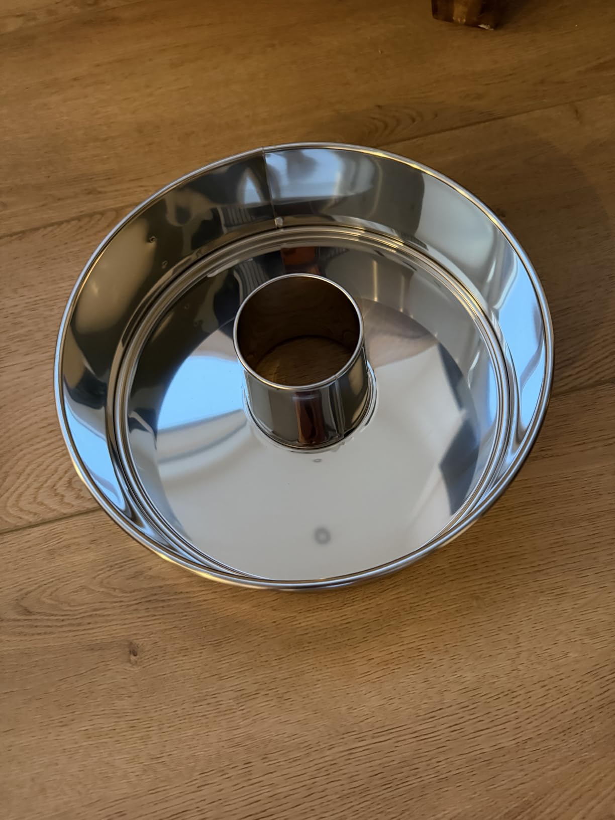 10-Inch Pound Cake Pan with Removable Bottom, 304 Food-Grade Stainless Steel Springform Bundt cake pan, Leak-Proof & Dishwasher Safe - Perfect for Angel food, Pound & Chiffon Cakes customer photo 2