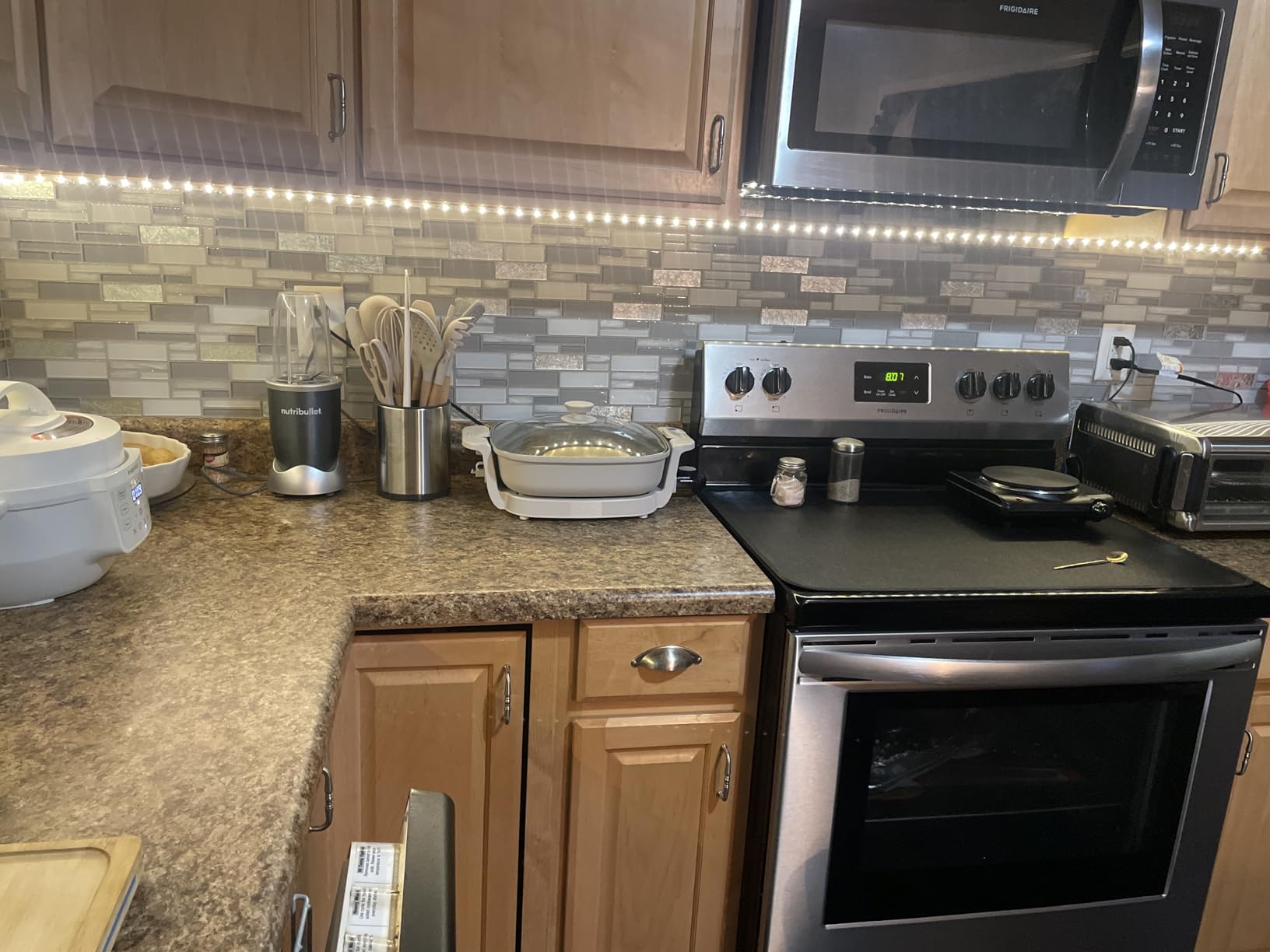 bella Fits-Anywhere SAUTE XL Make & Take Skillet, Oatmilk customer photo 2