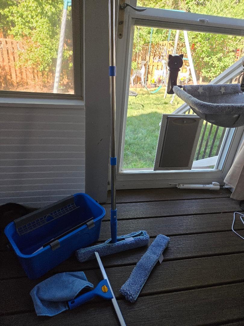 Window Cleaning Kit with Bucket, Squeegee and Scrubber for Home, Commercial | Professional High Windows Washing Kit, 76