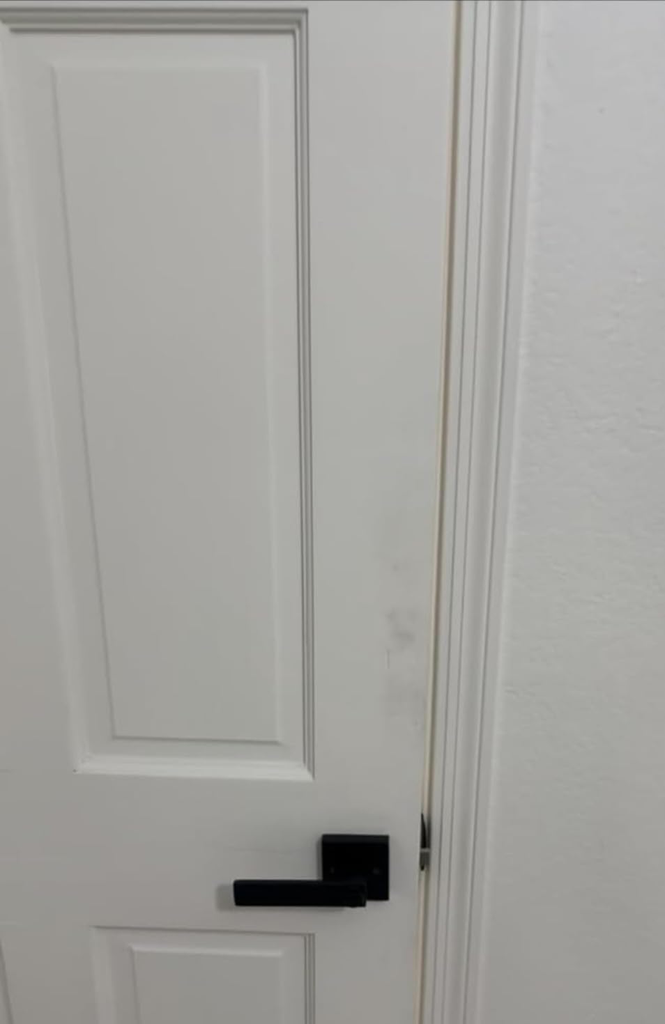 Estmoon Exterior Door Handle and Deadbolt Set, Passage Door Lever and Single Cylinder Deadbolt Lock Modern Square Entry Door Lock Set Flat Black Handleset for Entrance, Front, Office Doors, 1 Pack customer photo 1