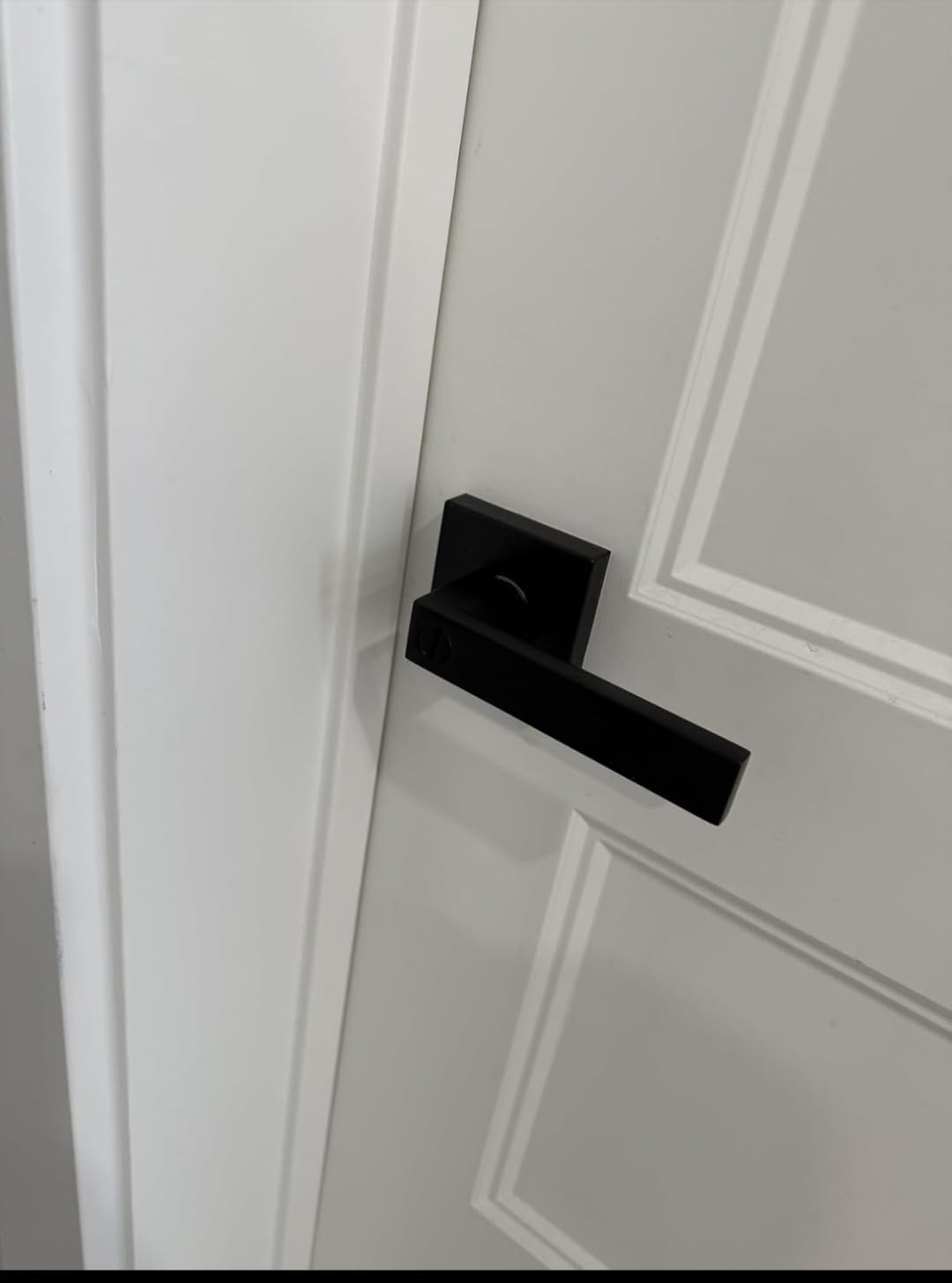 Estmoon Exterior Door Handle and Deadbolt Set, Passage Door Lever and Single Cylinder Deadbolt Lock Modern Square Entry Door Lock Set Flat Black Handleset for Entrance, Front, Office Doors, 1 Pack customer photo 2