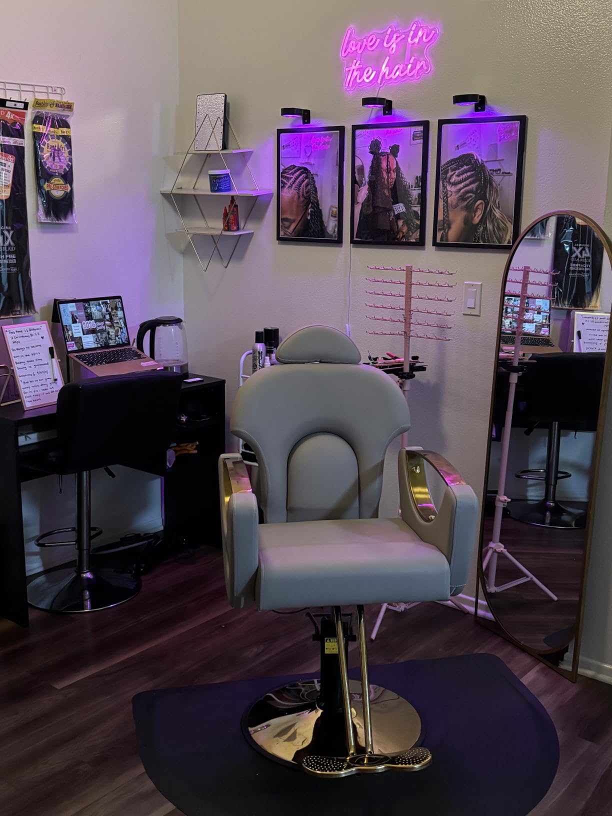 Barber Salon Chair with Hydraulic Pump customer photo 1