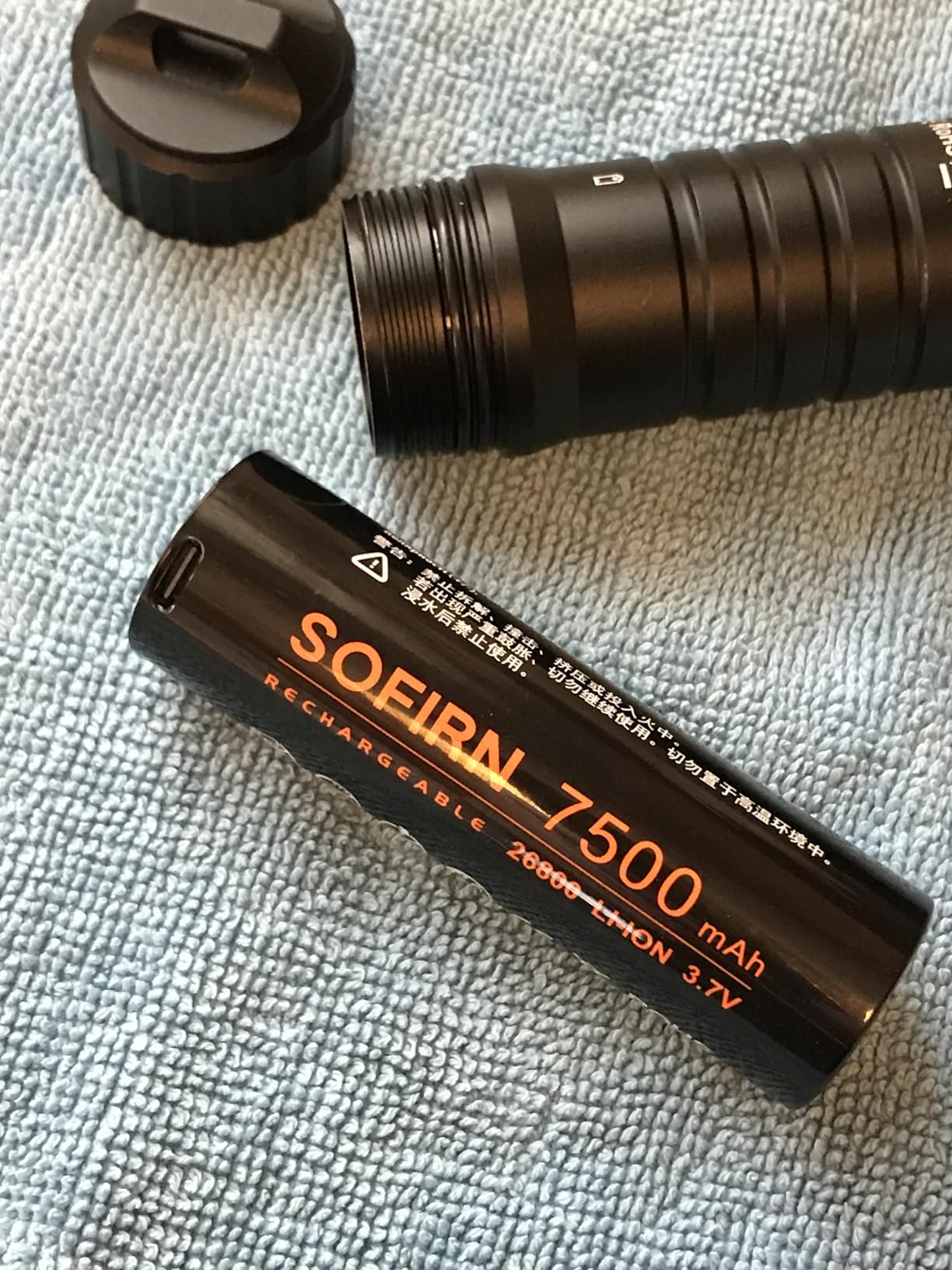 sofirn SD11 Dive Light, 5000LM, CRI 90, Rechargeable Waterproof Flashlight with 660NM Red Light, 3000K-6500K, USB-C, IPX8, with 1/4 inch Mount, Lanyard, for Underwater Photography, Fishing, Water Work customer photo 1
