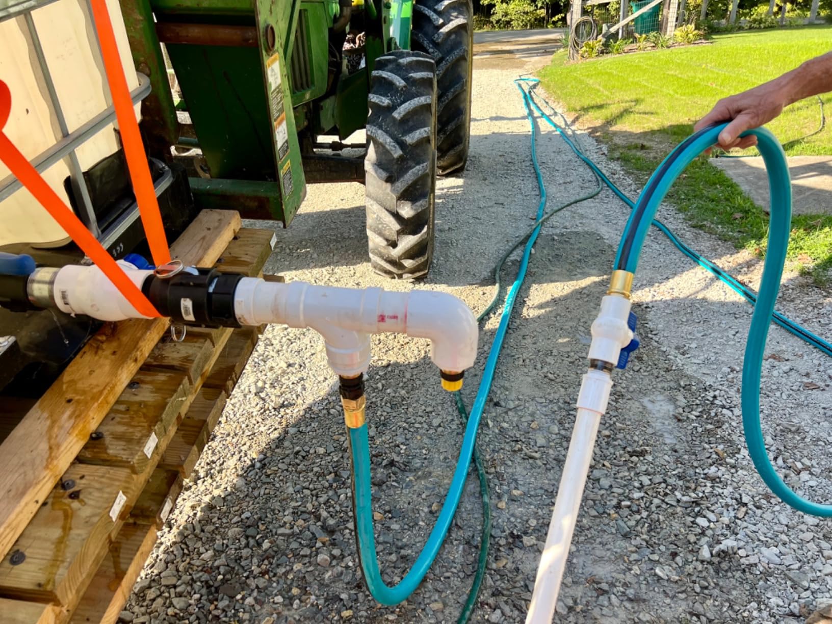 Aeromixer THE HOSE - 3/4 Inch Garden Hose 100 Ft, Kinkless Commercial Garden Hoses, Heavy Duty Industrial Water Hoses for Outdoors, 650 PSI High-Pressure Watering Tool for Farming and Gardening customer photo 2