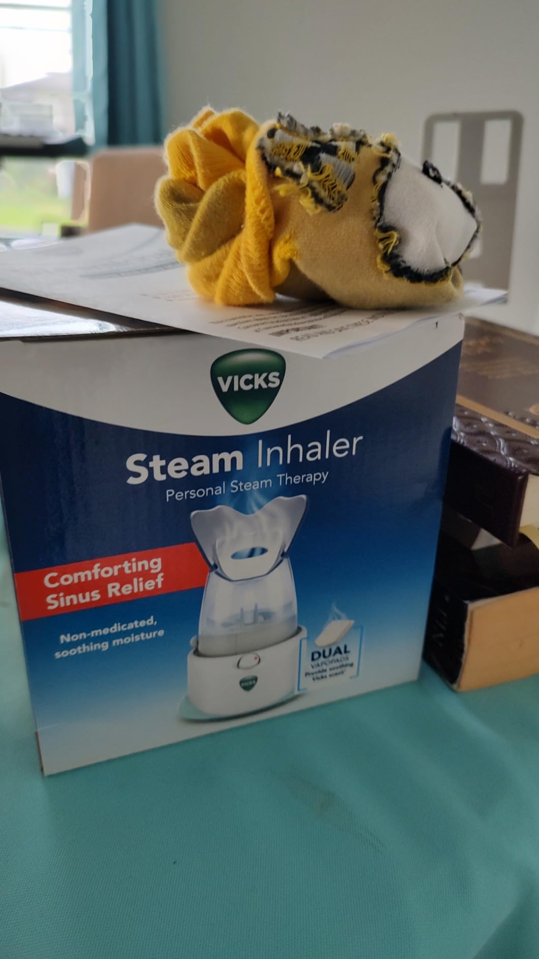 Vicks Personal Steam Inhaler for Targeted Relief from Congestion | Natural Steam Therapy for Allergies, Coughs, Colds & Sinus Irritation; Use with VapoPads - 1 Included customer photo 2