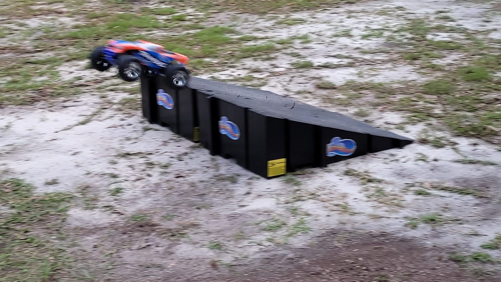 Landwave Skateboard Ramp 2-Pack customer photo 2
