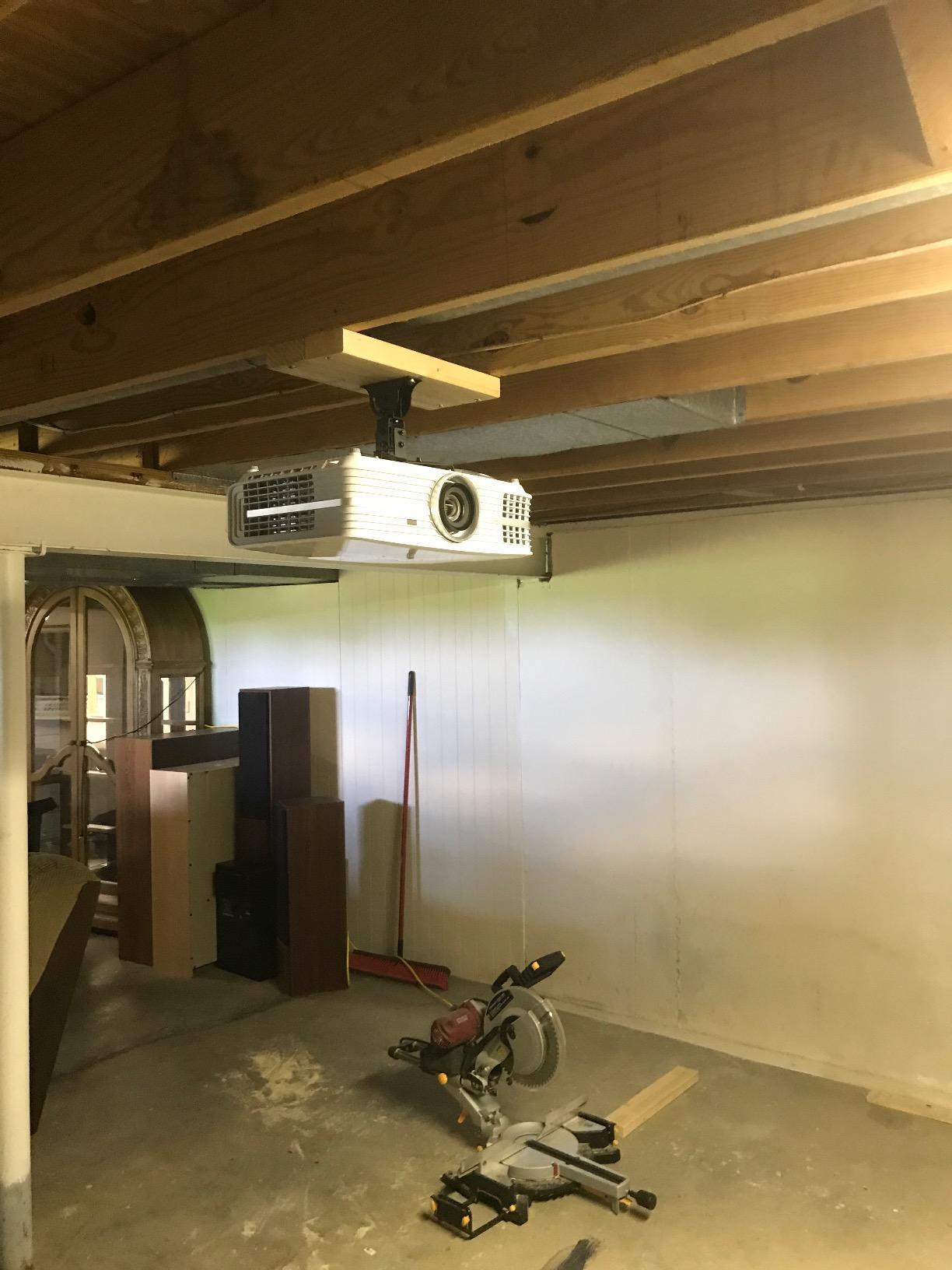VideoSecu Flat Vaulted Ceiling Projector Mount LCD DLP Bracket with Adjustable Height Rotating Swivel Arm One Piece PJ2B 1C9 customer photo 2