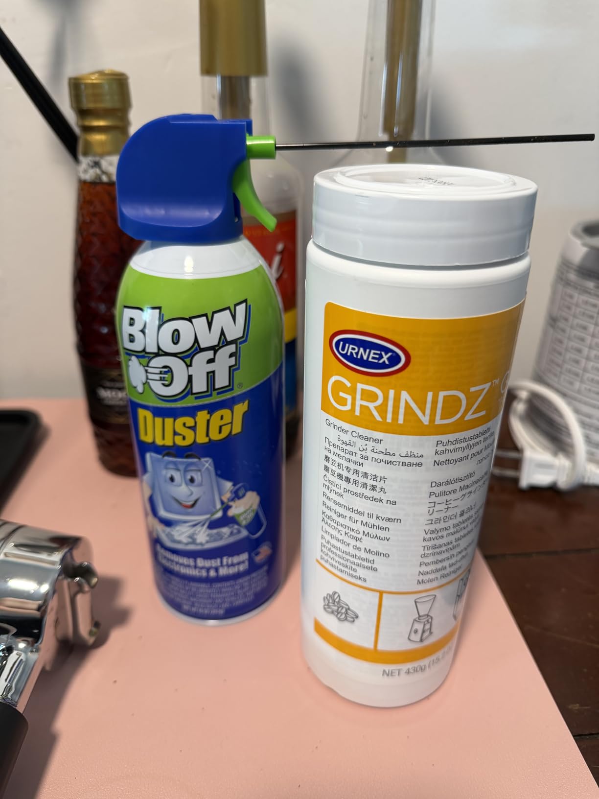 Urnex Grindz Professional Coffee Grinder Cleaning Tablets - 430 Grams - All Natural Food Safe Gluten Free - Cleans Burr and Casing - Help Extend Life of Your Grinder customer photo 2