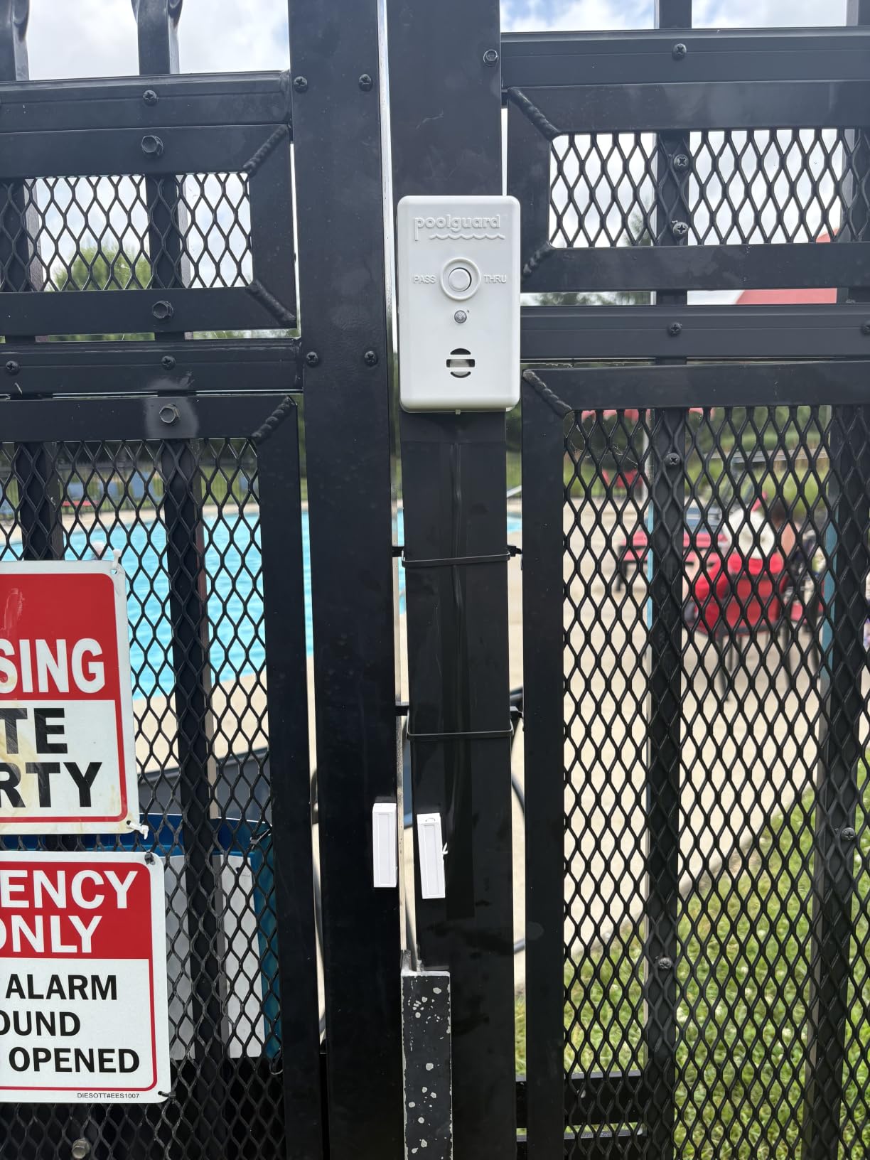 PoolGuard DAPT-2 Water Hazard Pool Door Alarm, White customer photo 2