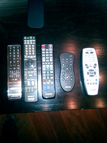 Logitech Harmony 1100 Universal Remote with Color Touch Screen customer photo 2