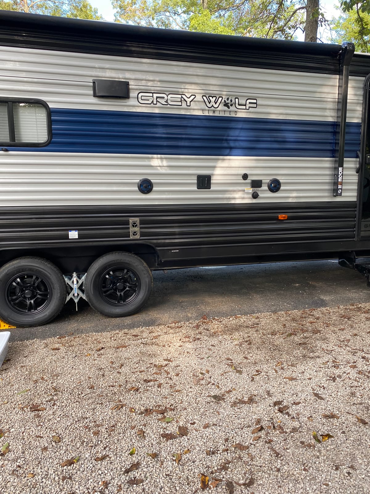BAL 28010 X-Chock Tire Locking Chock - Wheel Stabilizer for Tandem Axle Trailers & RVs - Easy Ratchet Operation, Heavy-Duty Steel Construction customer photo 1