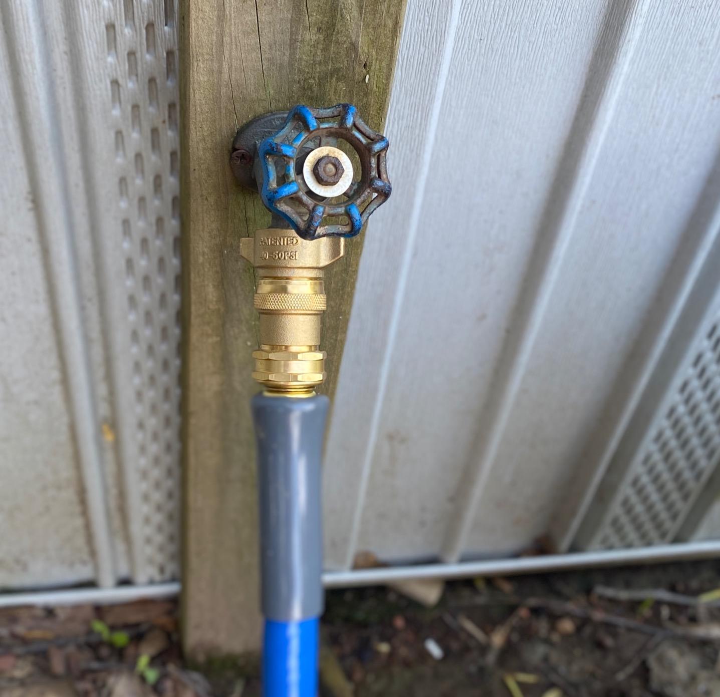 Camco Brass Marine/RV Water Pressure Regulator - Drinking Water Safe | Protects RV Kitchen Small Appliances, Plumbing & Hoses - Reduces RV Water Pressure to Safe & Consistent 40-50 PSI (40055) customer photo 1