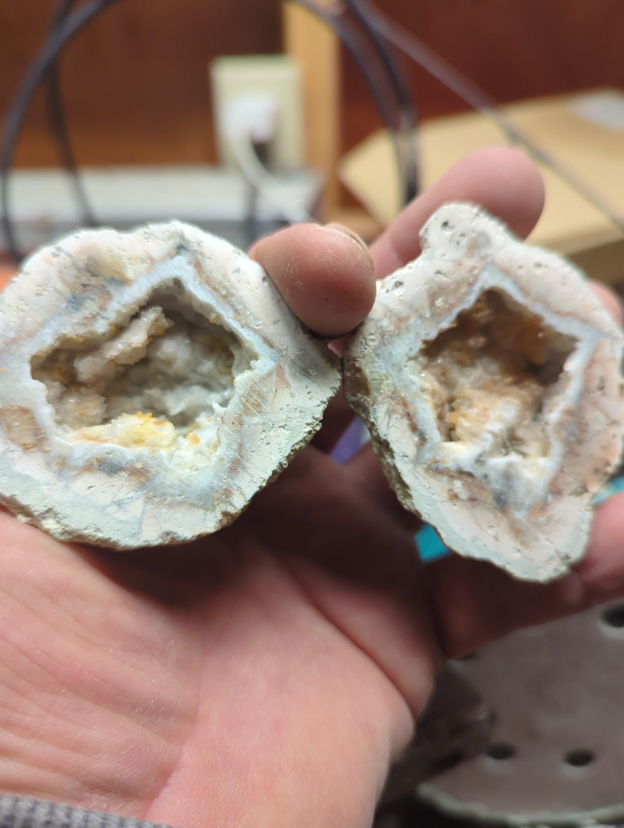 Large Size Break Open Geodes Kit 12 Whole Geodes By Ancient Treasure Adventures customer photo 2