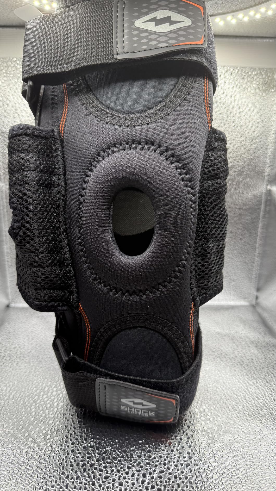 Shock Doctor Knee Brace, Compression Knee Brace for Men & Women, Hinged Knee Brace with Side Stabilizers, Maximum Support, Adjustable Dual Hinges, Knee Braces and Knee Support customer photo 2