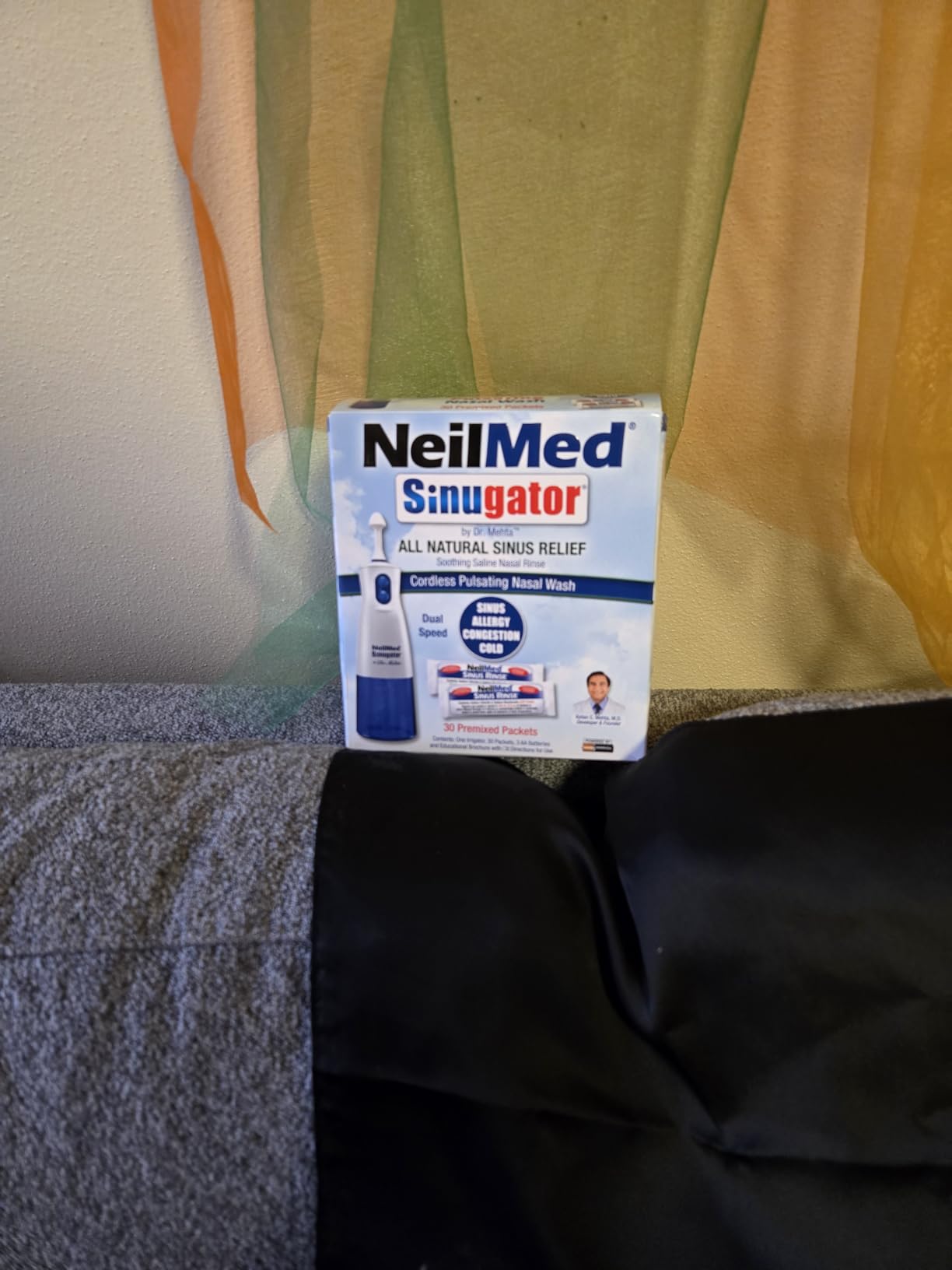 NeilMed Sinugator Cordless Pulsating Nasal Wash Kit with One Irrigator, 30 Premixed Packets and 3 AA Batteries(Pack of 1) customer photo 2