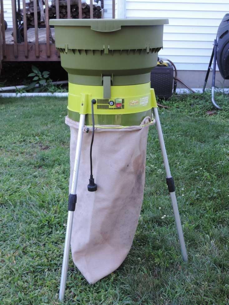 Sun Joe Corded Leaf Mulcher Shredder with Adjustable Control Dial, 8,000 RPM, 13-Amp Motor - Portable Electric Mulching and Shredding Machine for Lawn Care, SDJ616 customer photo 1