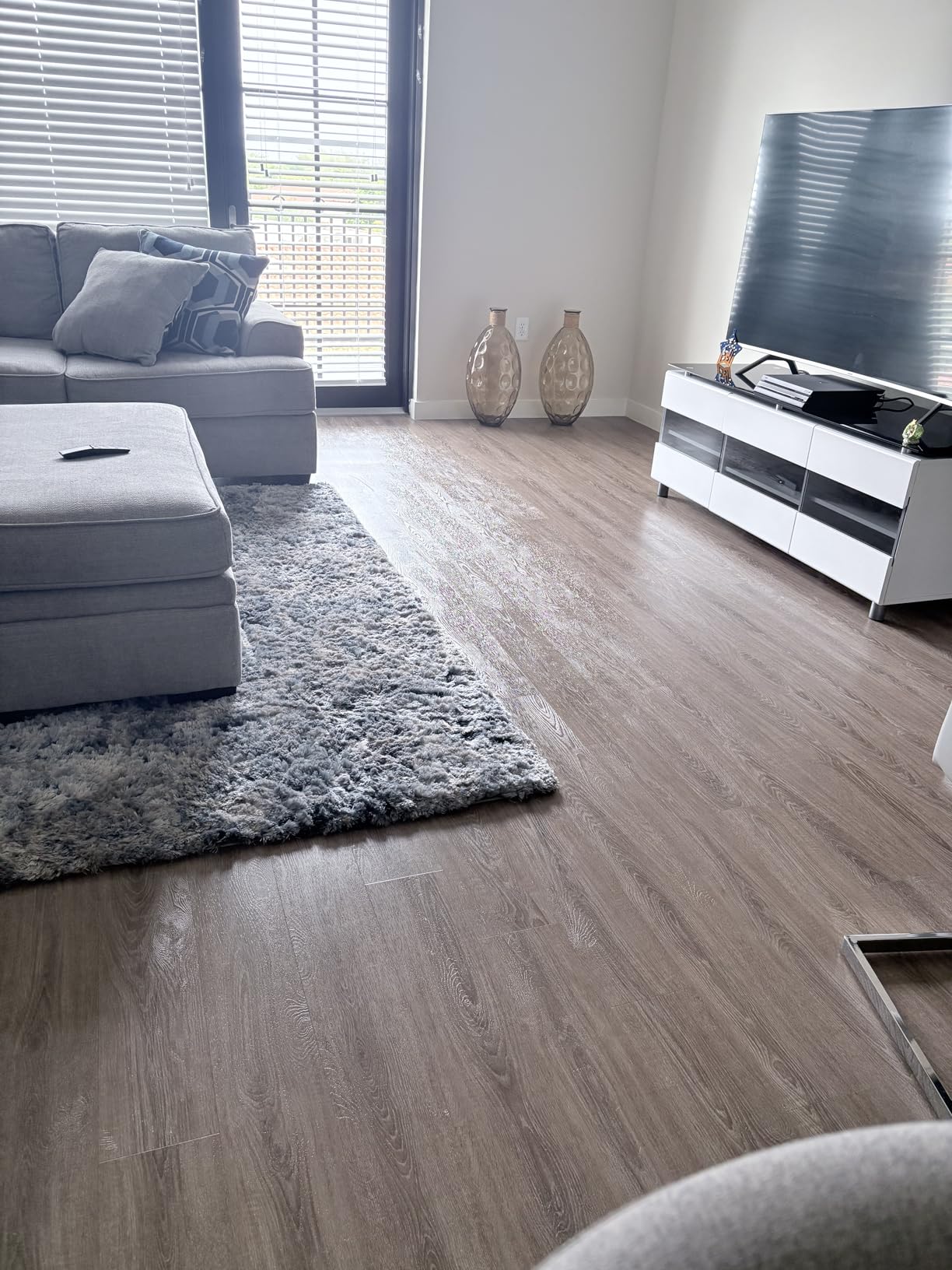 Rejuvenate Professional Wood Floor Restorer 32 Oz, Gloss Finish | 1-Coat Application Fills Scratches, Shines & Protects Hardwood Floors, Leaves A Glossy Finish, Safe For Pets & Kids customer photo 2