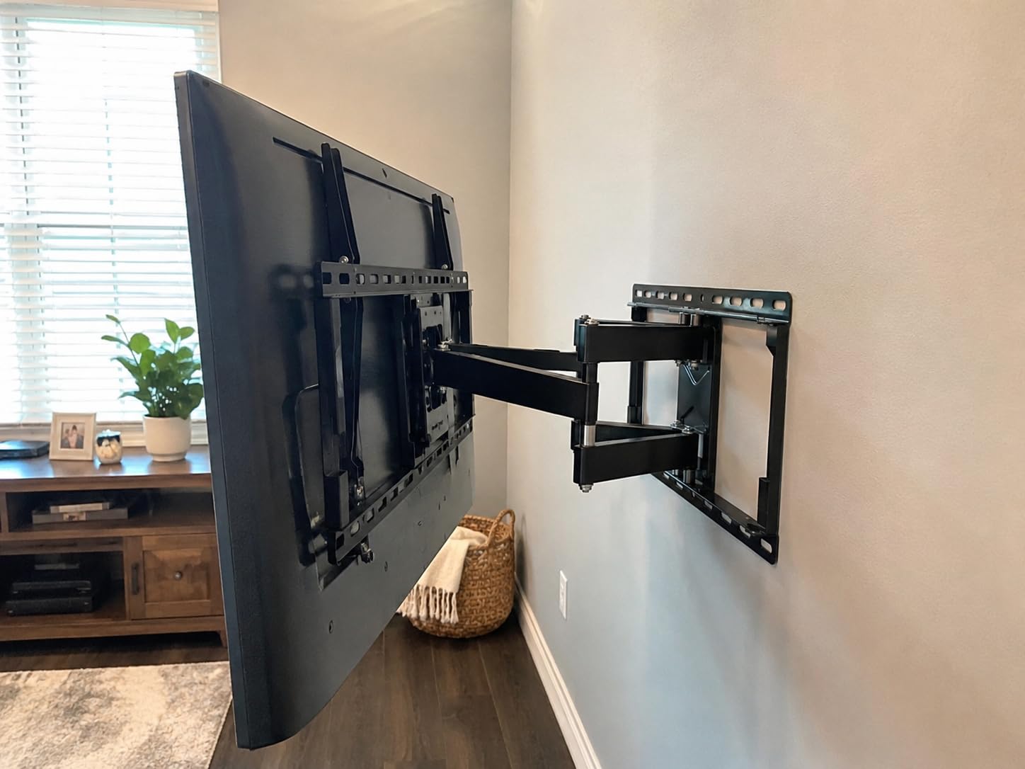 Mounting Dream Full Motion TV Wall Mount for 32-70 Inch TVs up to 99lbs | Mount Bracket with Swivel and Tilt, TV Bracket with Articulating Dual Arms, Fits 16