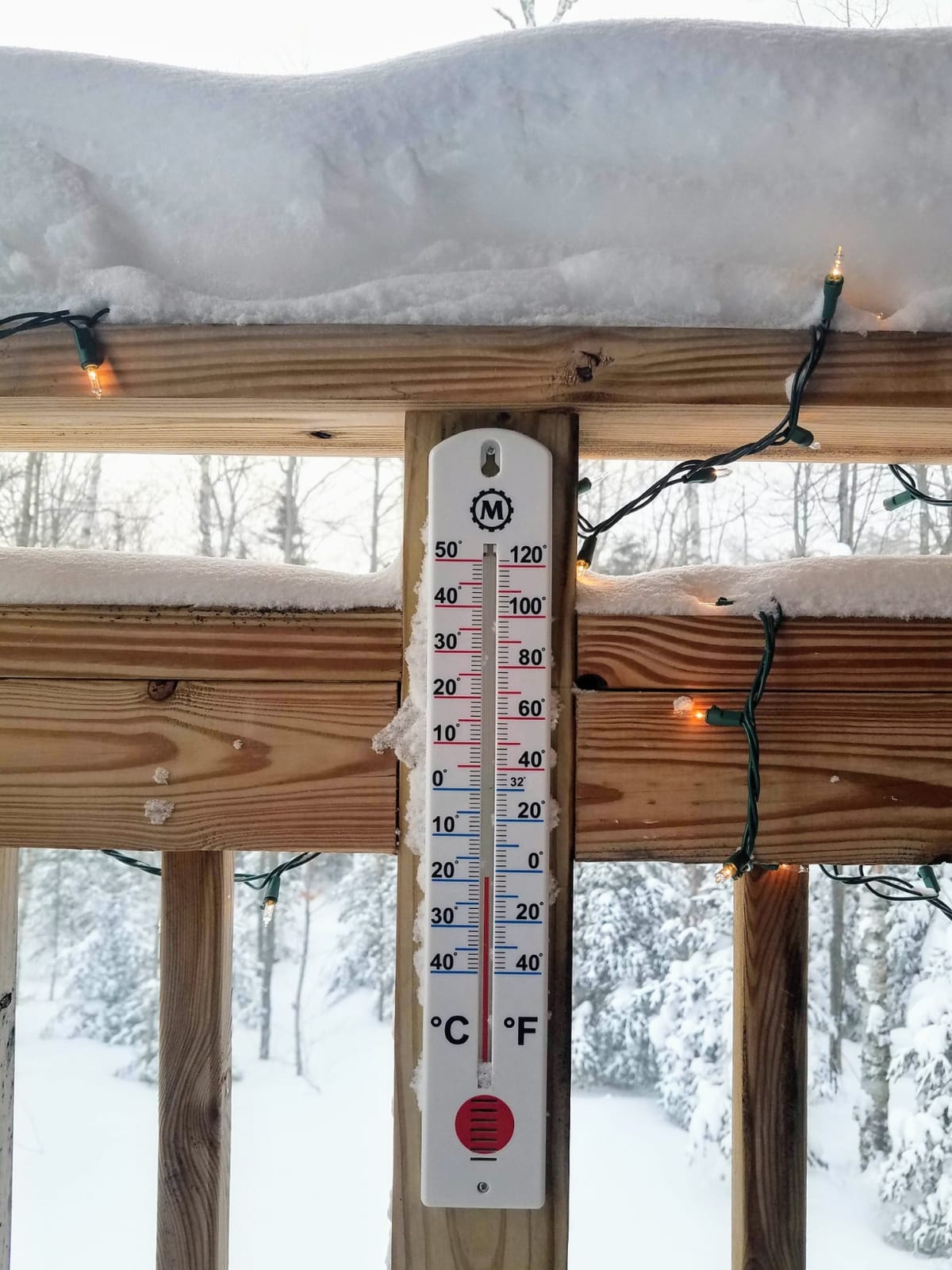 MARATHON Vertical Outdoor Wall Thermometer, 16 Inch Weather-Resistant Temperature Gauge with Large Easy-Read Numbers customer photo 1