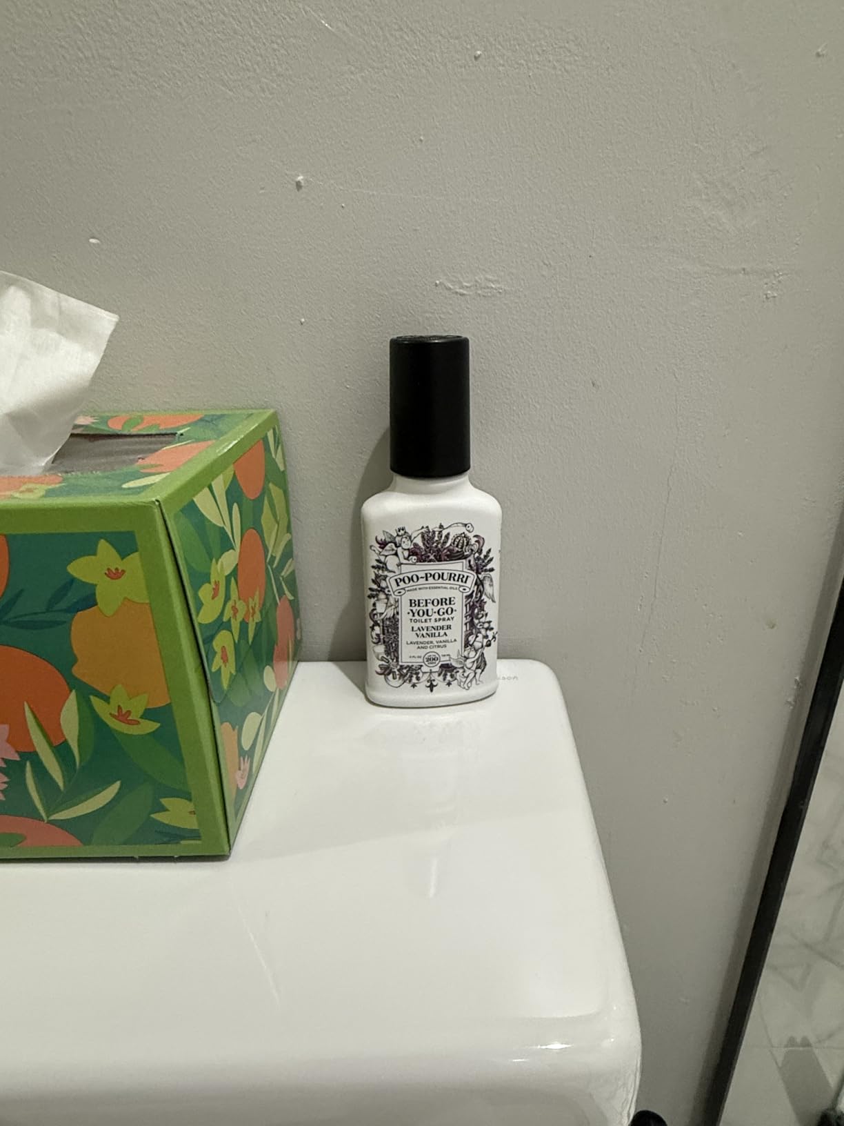 Poo-Pourri Before-You-Go Toilet Spray, Lavender Vanilla, 2 Fl Oz | Bathroom Odor Deodorizer with Essential Oils for Home or Work, Travel Essentials, TSA Approved Size, Up to 100 Uses customer photo 2