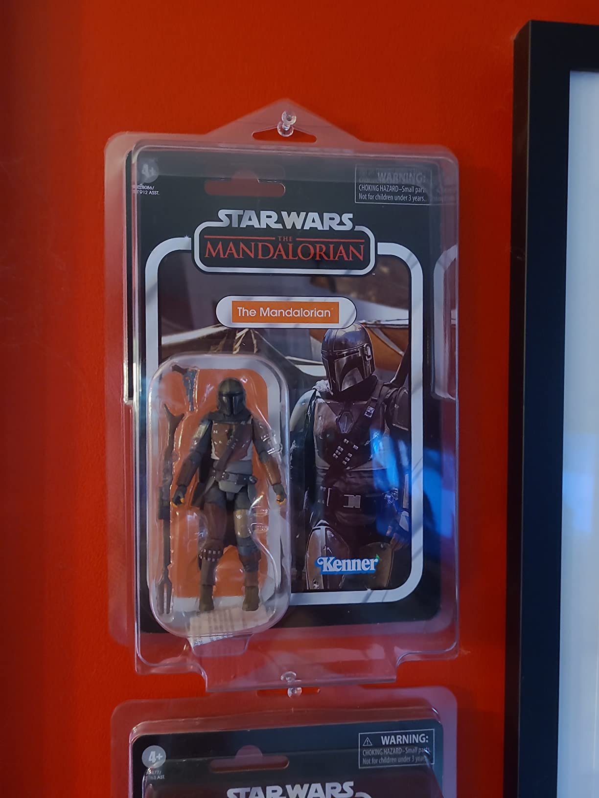 Protech STAR1 Star Case Storage / Display for Vintage and Modern Standard Style Star Wars Carded Figure, 6