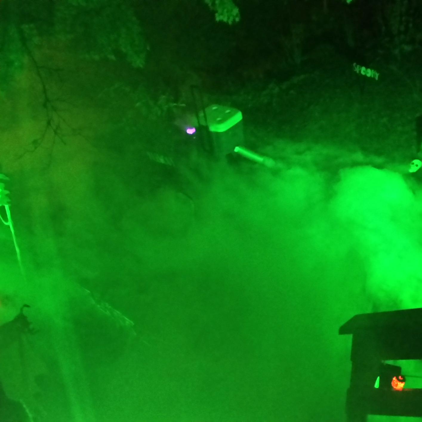 CHAUVET DJ Hurricane 1200 Fog Machine, 18,000 CFM, Timer Remote, Fast 2-Minute Heat-Up, Water-Based Smoke customer photo 2
