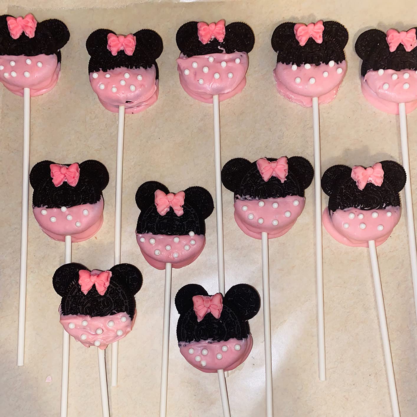 YunKo Mini Bows Silicone Fondant Molds Chocolate Candy Cake Pop Craft Mold customer photo 1