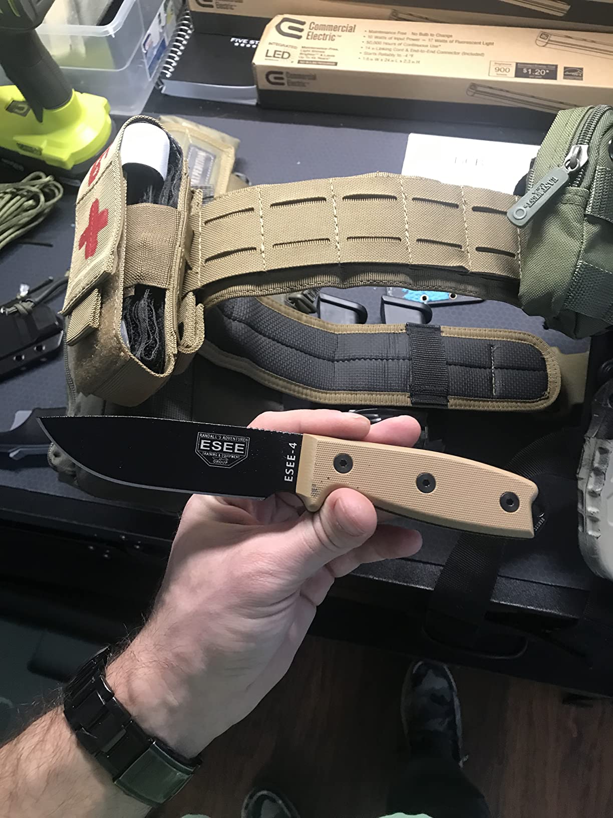 ESEE 4P Survival Knife - Field Tested Fixed Blade Knife with Molded Polymer Sheath & Clip Plate, Full Tang, Plain Edge customer photo 2
