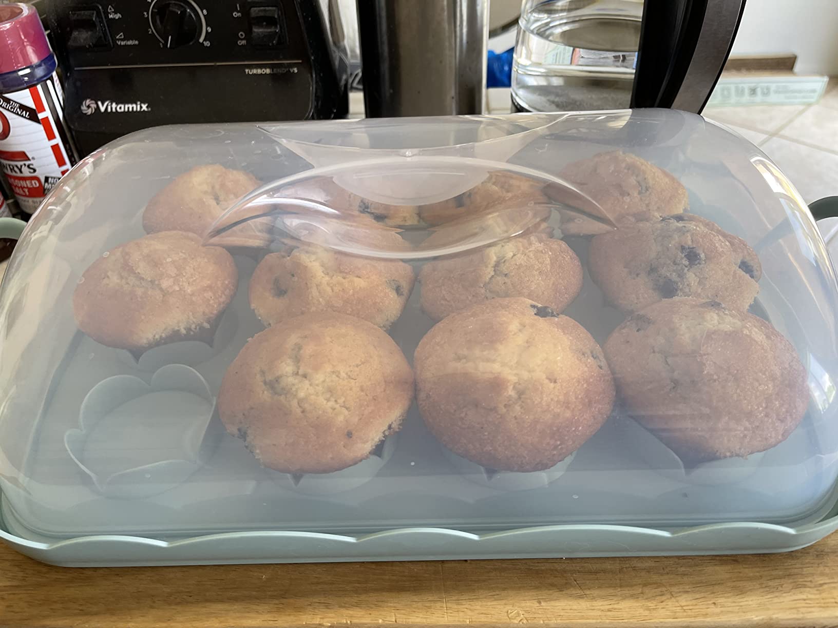 Nordic Ware Cakes and Cupcakes Carrier, Blue customer photo 2
