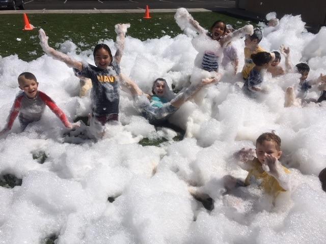 FoamDaddy Large Foam Cannon - High-Output Machine - Easy Setup - Includes Pump, Hose & 1 Gallon of Ultra-Concentrated Gel - Perfect for Camps, Youth Groups & Medium to Large Events customer photo 2