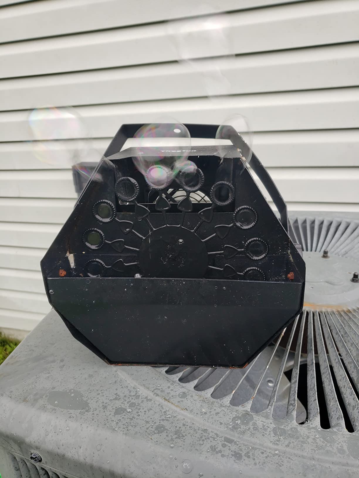 Theefun Bubble Machine: Remote Control 750ML Metal Bubble Blower Machine for 60 Min Usage Time, Plug-in Automatic Bubble Maker for Parties Wedding Birthday Indoor Outdoor, with AC Adapter customer photo 1