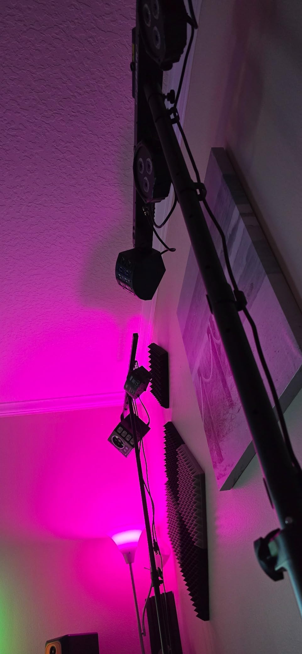 CHAUVET DJ GigBAR 2 4-in-1 DJ Lighting System | Party Lights with LED Derby, Wash Lights, Laser & Strobe Effects, DMX Control, Wireless Footswitch & Tripod Included customer photo 2