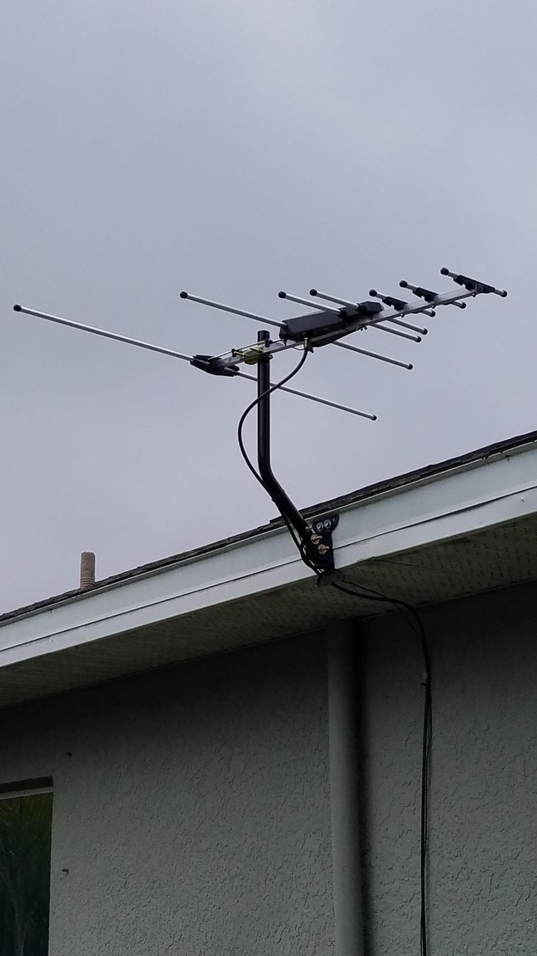 GE Outdoor HD Digital TV Antenna, Long Range OTA HDTV Antenna | Yagi Style Design, Supports 4K 1080P HD Smart TV VHF UHF, J Mount Included for Attic or Outdoor, Weather Resistant, 33685 customer photo 2